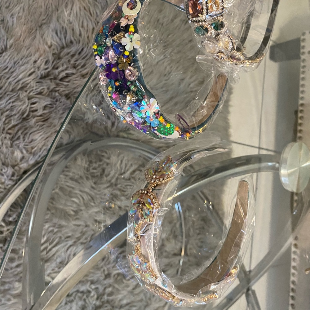 Headbands - Picture 2 of 4